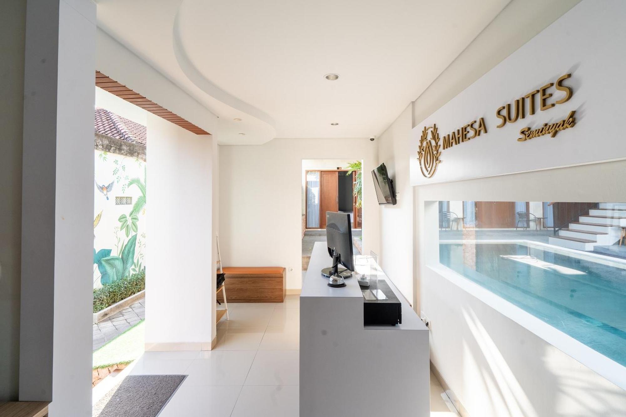 Mahesa Suites Seminyak Экстерьер фото