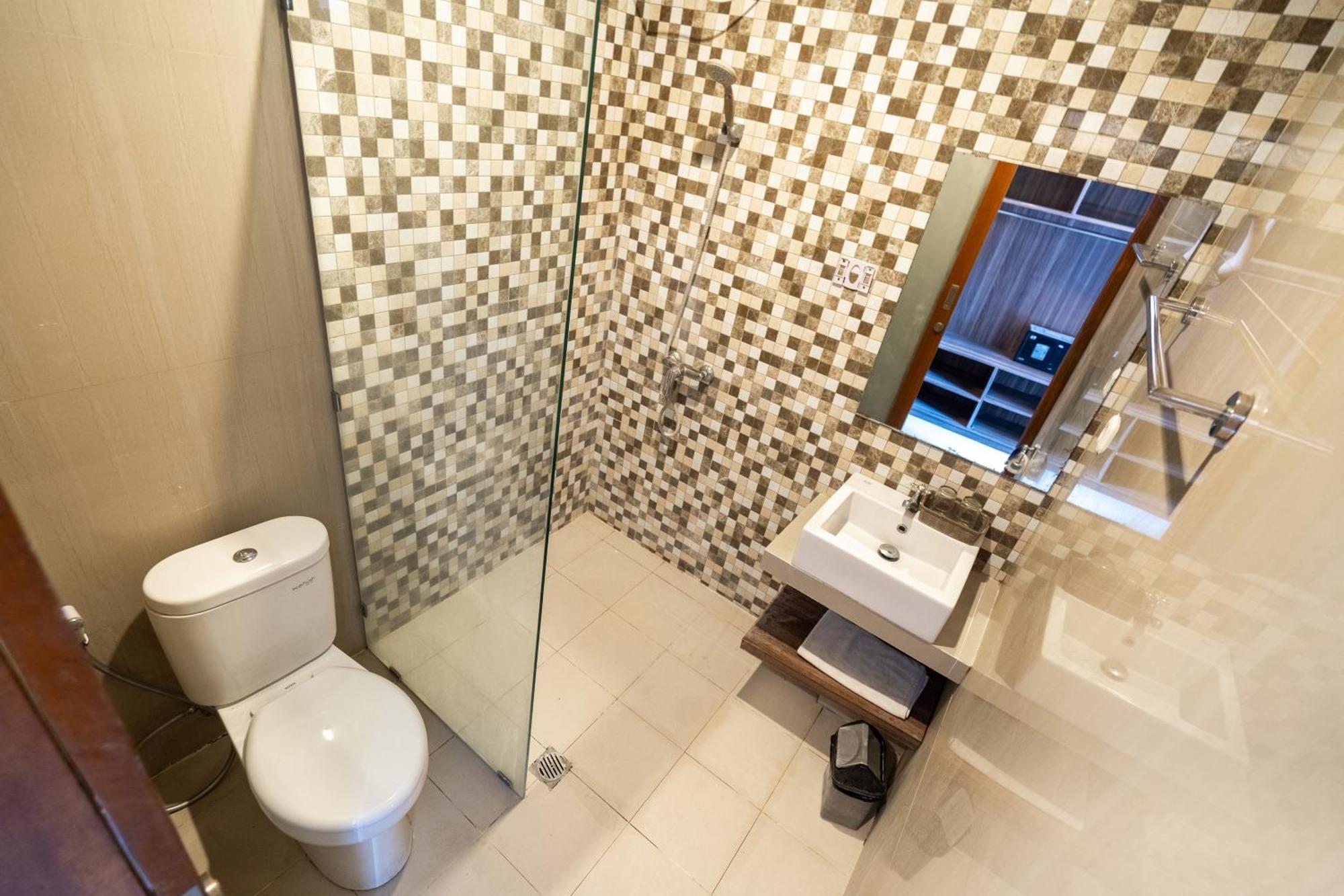 Mahesa Suites Seminyak Экстерьер фото