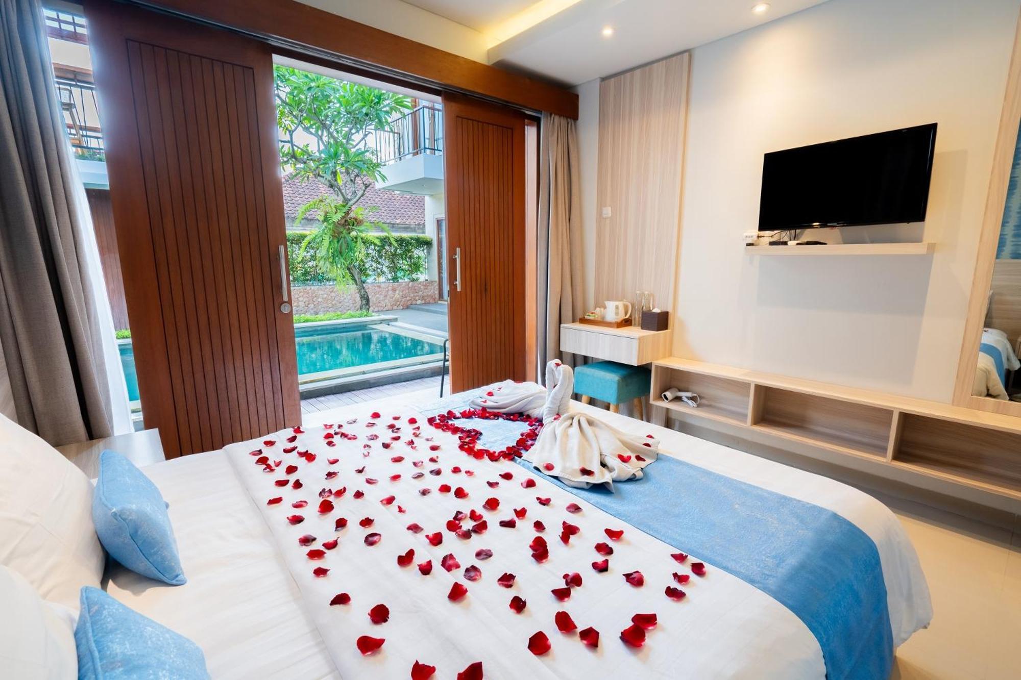 Mahesa Suites Seminyak Экстерьер фото