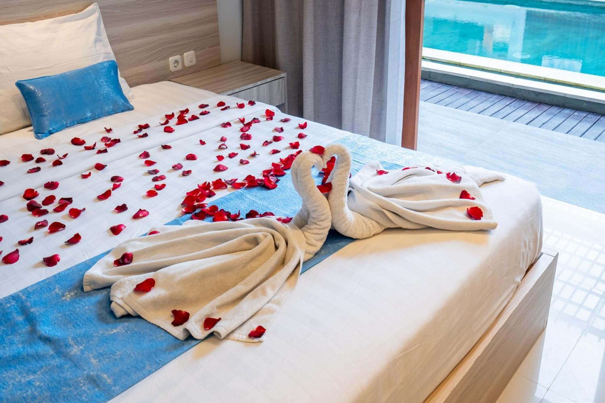 Mahesa Suites Seminyak Экстерьер фото